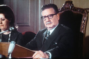 Le Président Chilien Salvador Allende a été déposé à Santiago de ses fonctions par un agent de la CIA, le Général Augusto Pinochet.