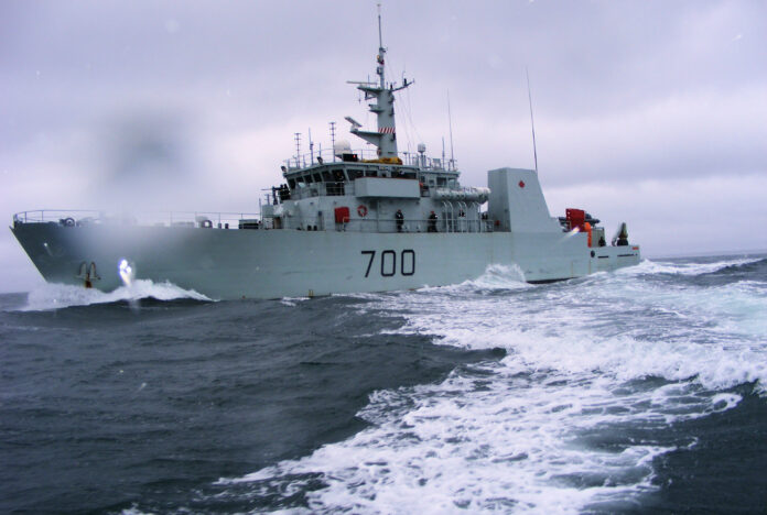 Avec l'annonce le 16 février dernier de Justin Trudeau de l'envoi de deux navires militaires avec 90 marins pour patrouiller les eaux haïtiennes, le Canada met en œuvre la stratégie de petits pas vers une vraie intervention militaire.