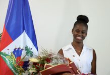 Kokenn viktwa Abigaëlle nan konkou oratwa entènasyonal an Frans