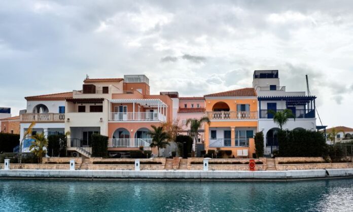 New-Homes-Sarasota-Discover-Modern-Living-in-Your-Dream-Home