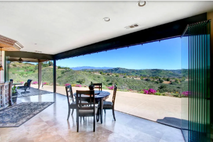 Frameless-Folding-Doors