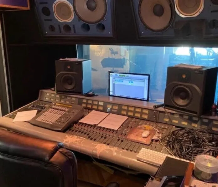 studio